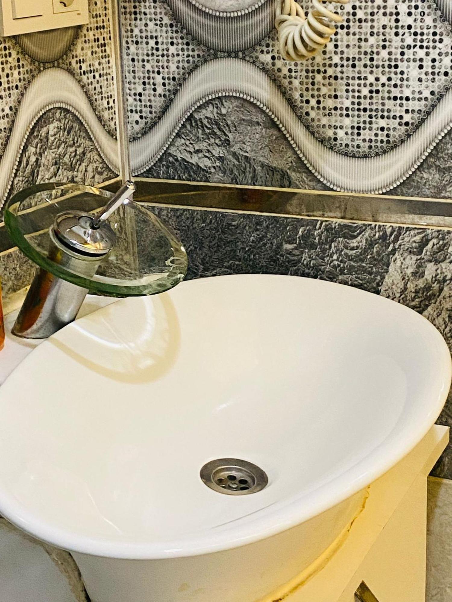 Sirinyer Elit Residance Apart Hotel Smirne Esterno foto