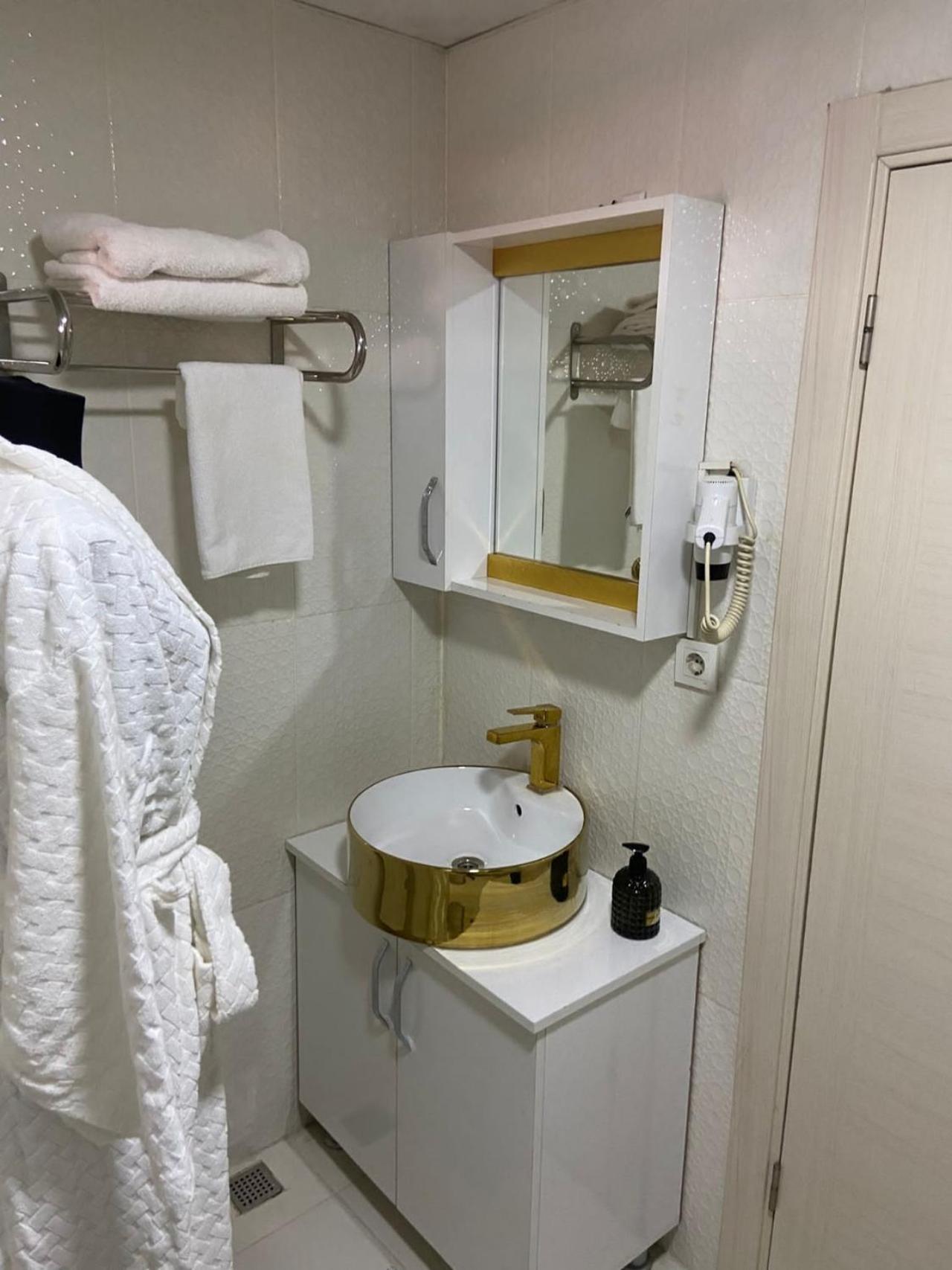 Sirinyer Elit Residance Apart Hotel Smirne Esterno foto